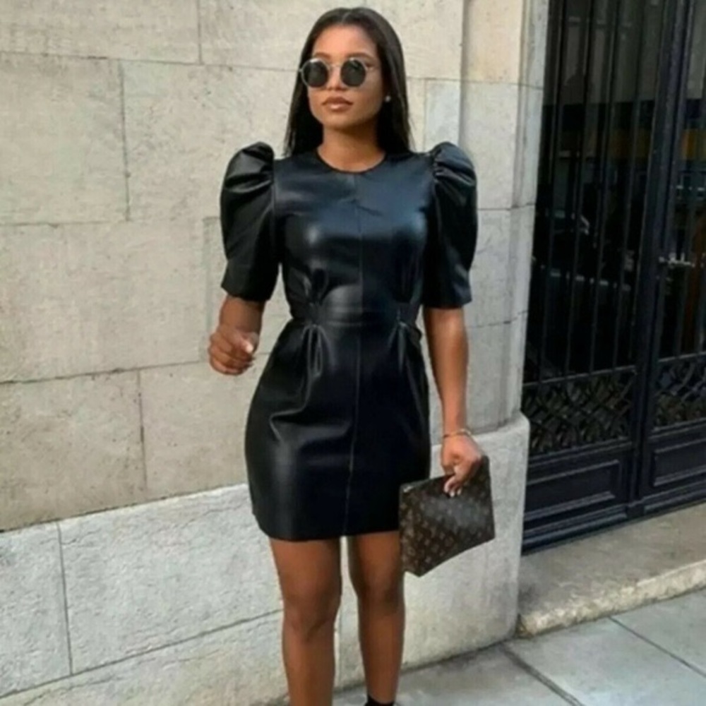 🔥 Zara balloon sleeve faux leather dress 🔥